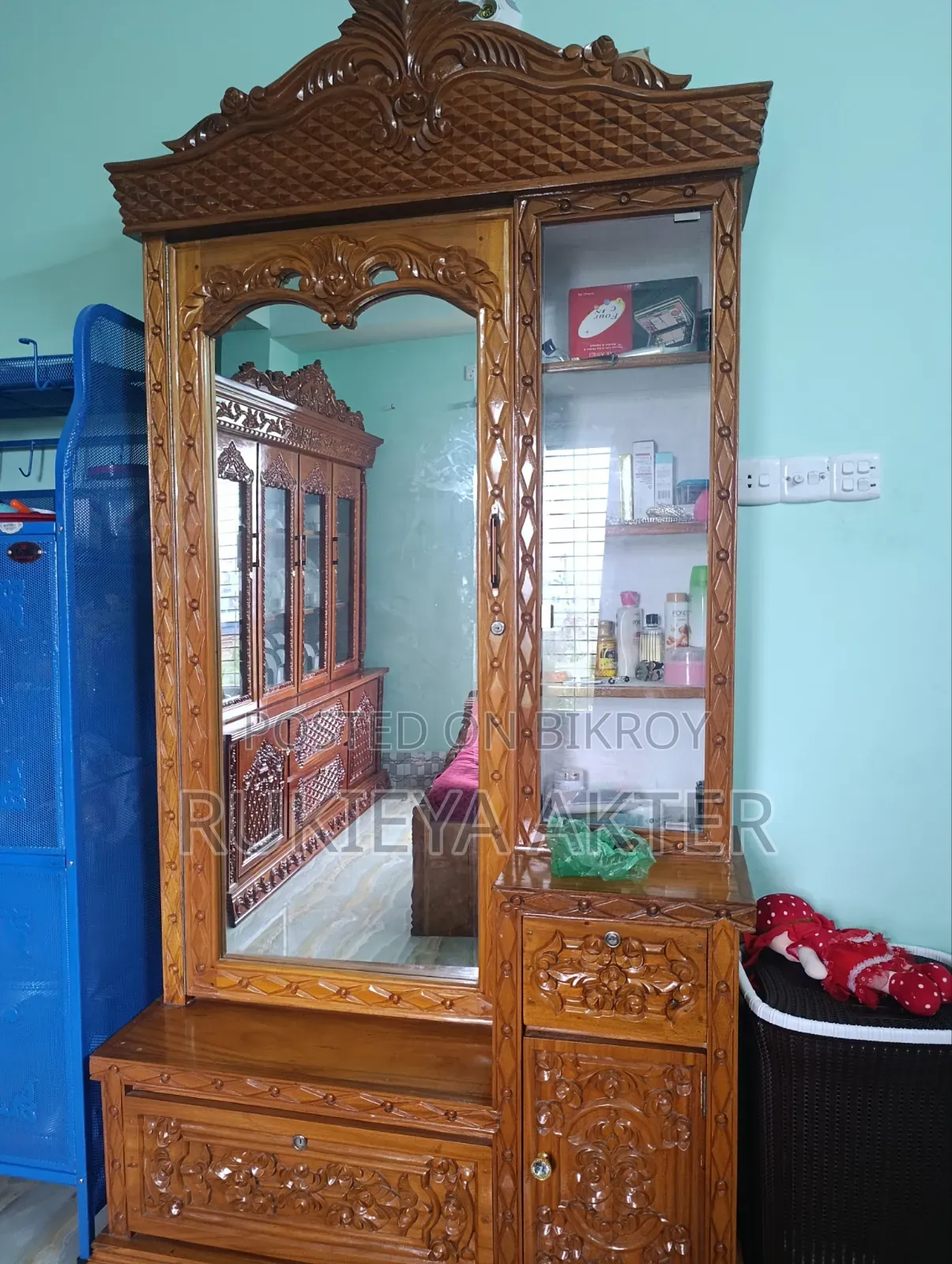 Road Series Card Dressing Table