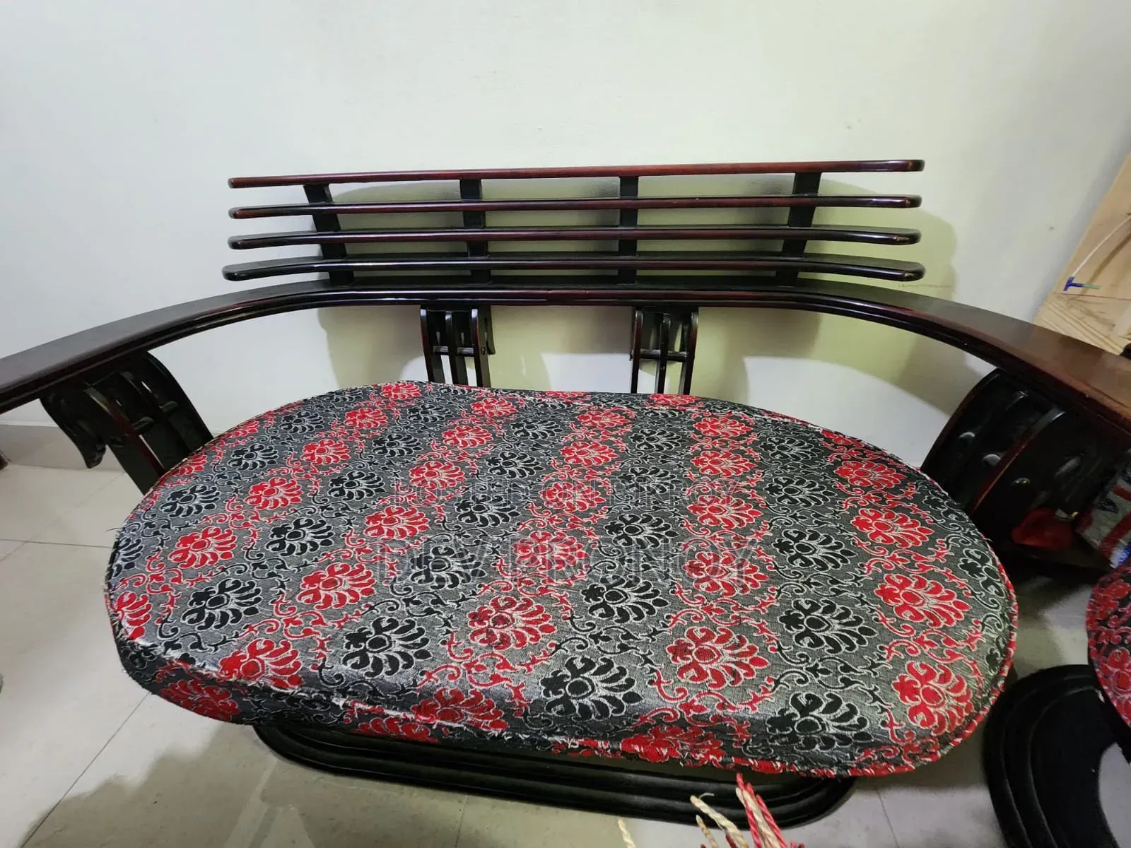 2 Ta Sofa Sell