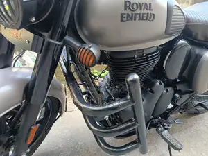 Royal Enfield Classic 350 2025 Black
