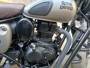 Royal Enfield Classic 350 2025 Black