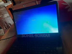 Laptop Dell 4GB HDD 3T
