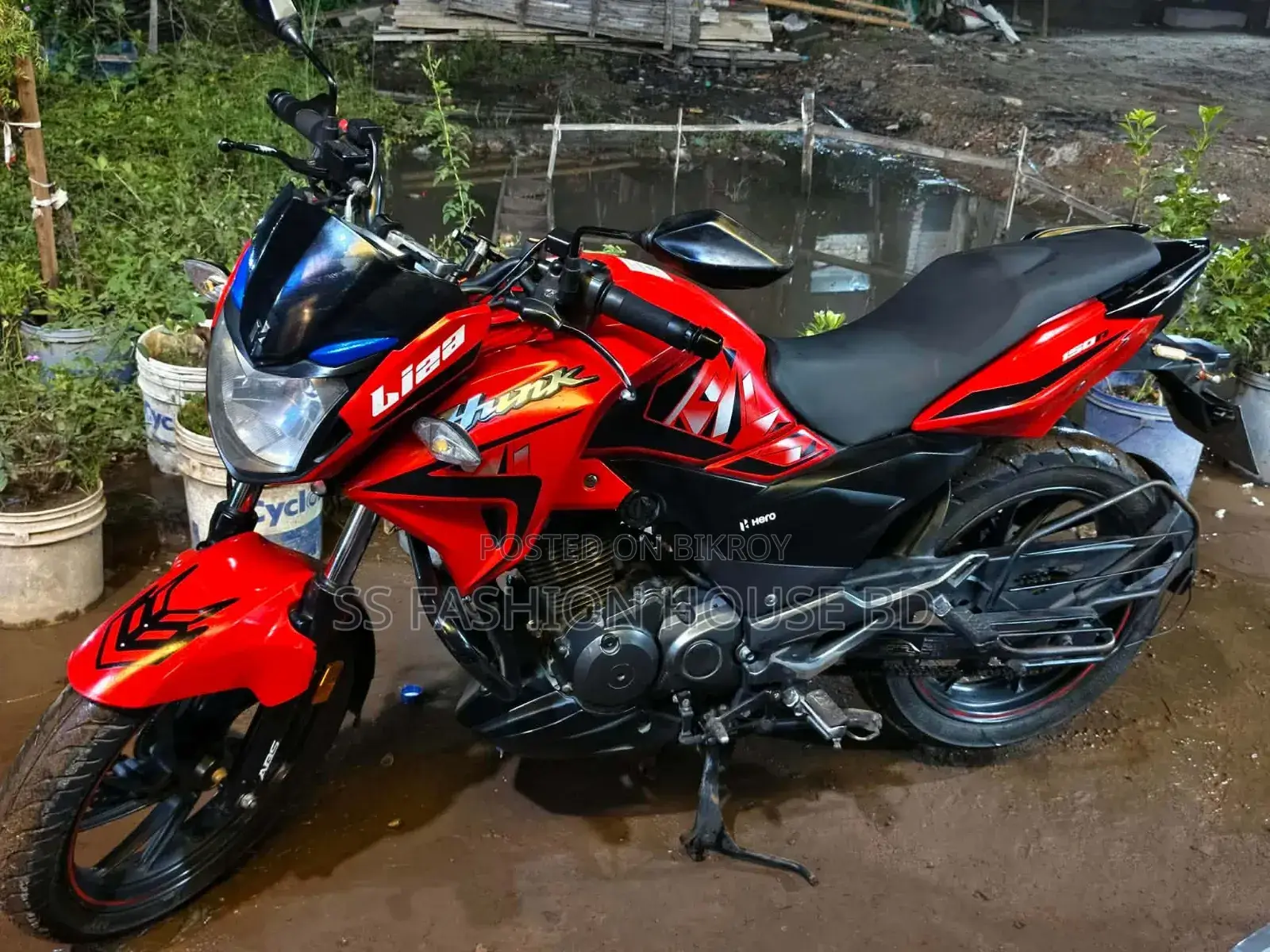 Hero Hunk 2022 Red