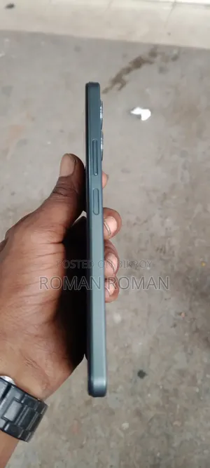 Vivo Y17 128 GB Green