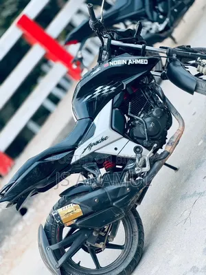 টিভিএস অ্যাপাচি ১৬০ ৪ভি ২০২১ ব্ল্যাক