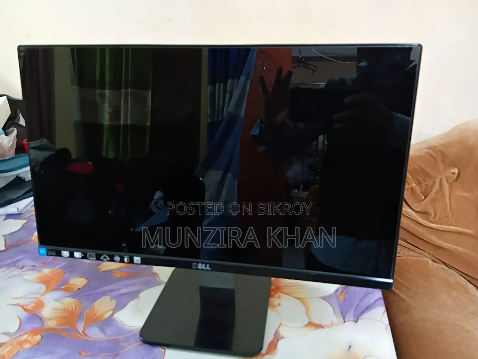Dell 22" Borderless Ips Full Hd Monitor With বক্স