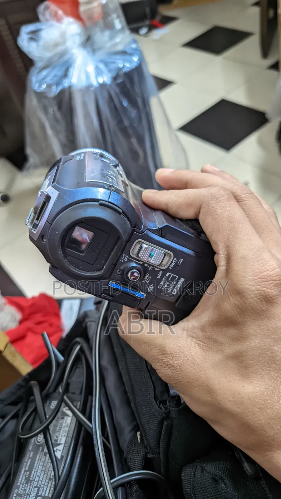 Vintage Sony Handycam DCR-Pc300 Mini Dv Digital Video Camcorder.
