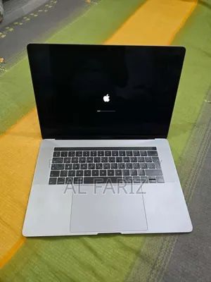 Laptop Apple MacBook Pro 2019 16GB Intel Core i7 SSD 256GB