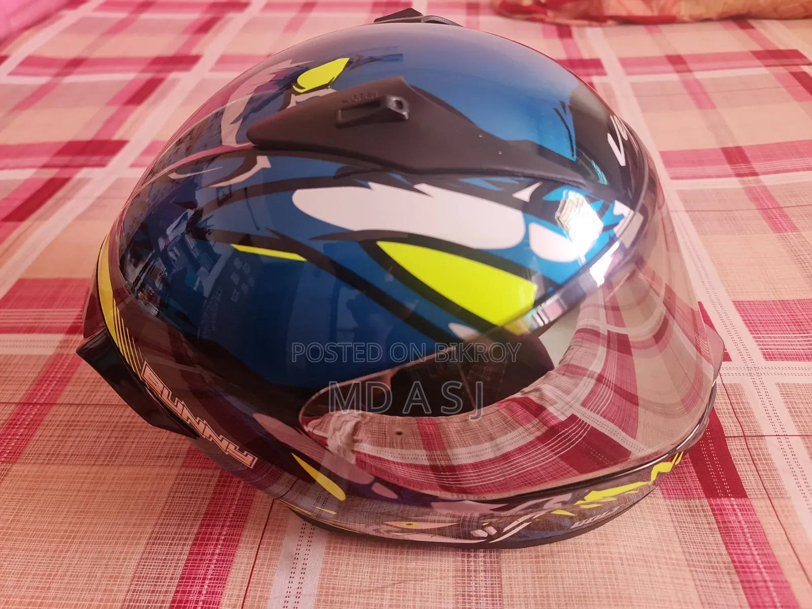 Vega Bolt Helmet