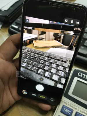 Apple iPhone 11 Pro 64 GB Gold