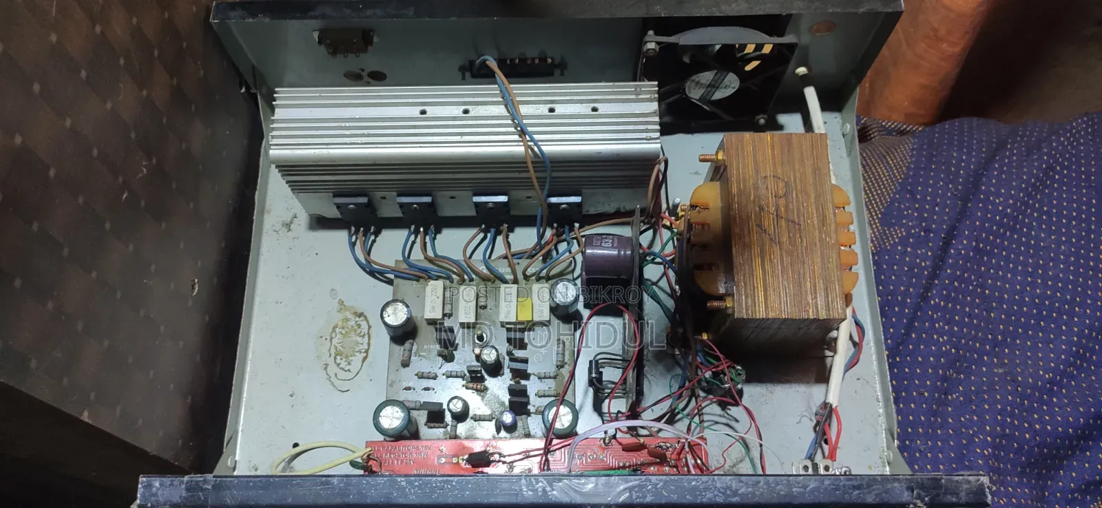 JBL 12" Speaker Box