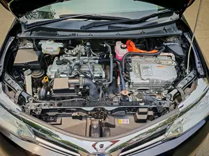 New Toyota Corolla Fielder 1.5 Hybrid FWD 2022 Black