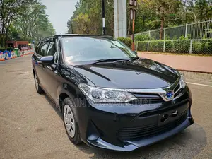 New Toyota Corolla Fielder 1.5 Hybrid FWD 2022 Black