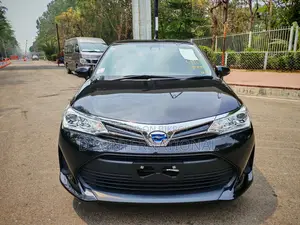 New Toyota Corolla Fielder 1.5 Hybrid FWD 2022 Black