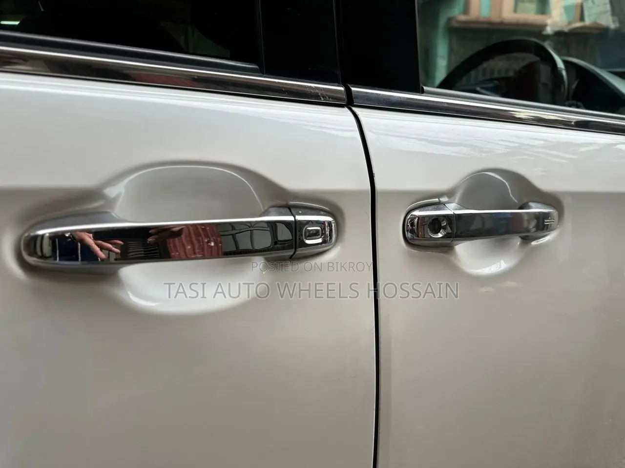 Toyota Esquire 2.0 AWD (8 Seater) 2020 Pearl