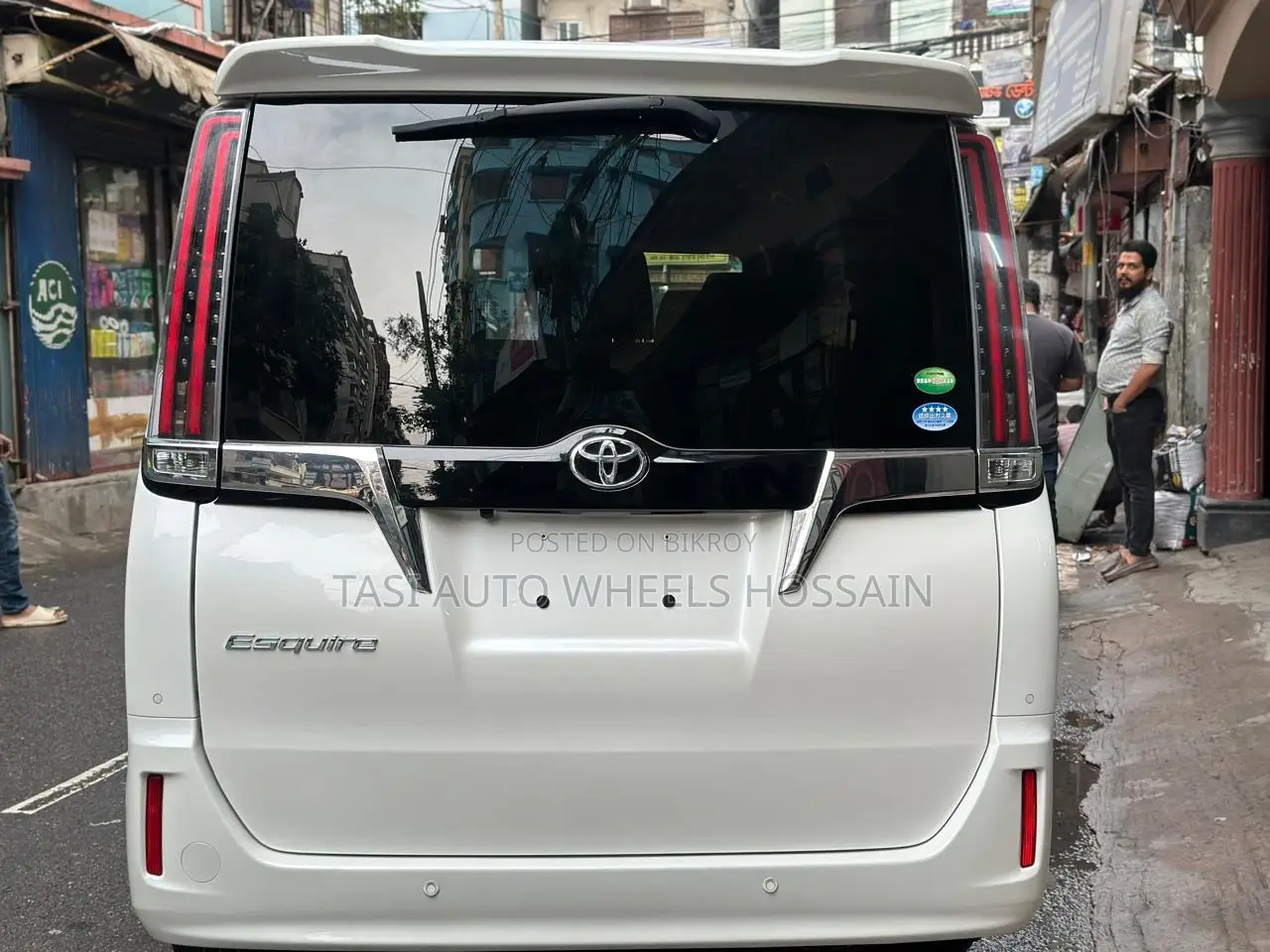 Toyota Esquire 2.0 AWD (8 Seater) 2020 Pearl