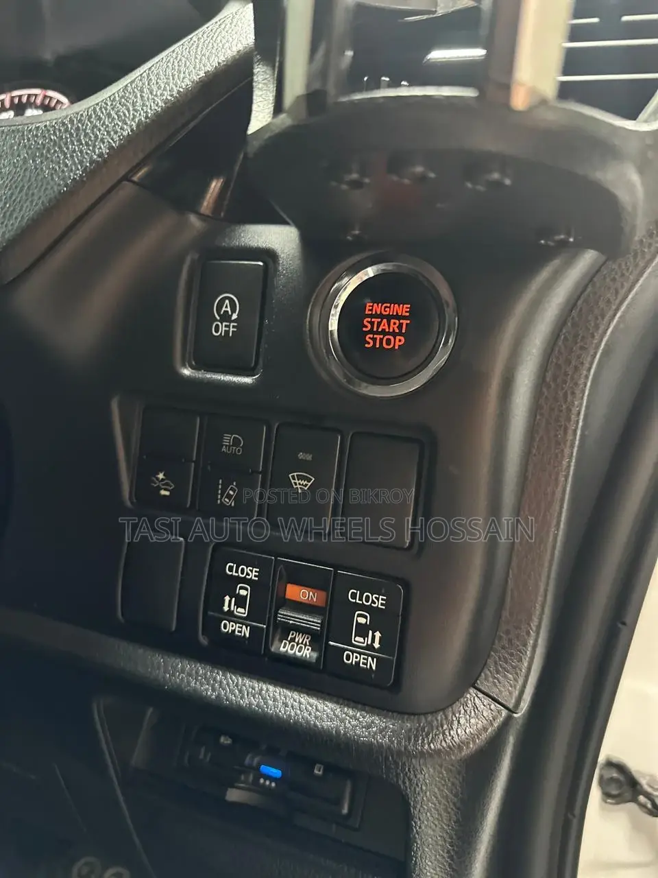 Toyota Esquire 2.0 AWD (8 Seater) 2020 Pearl