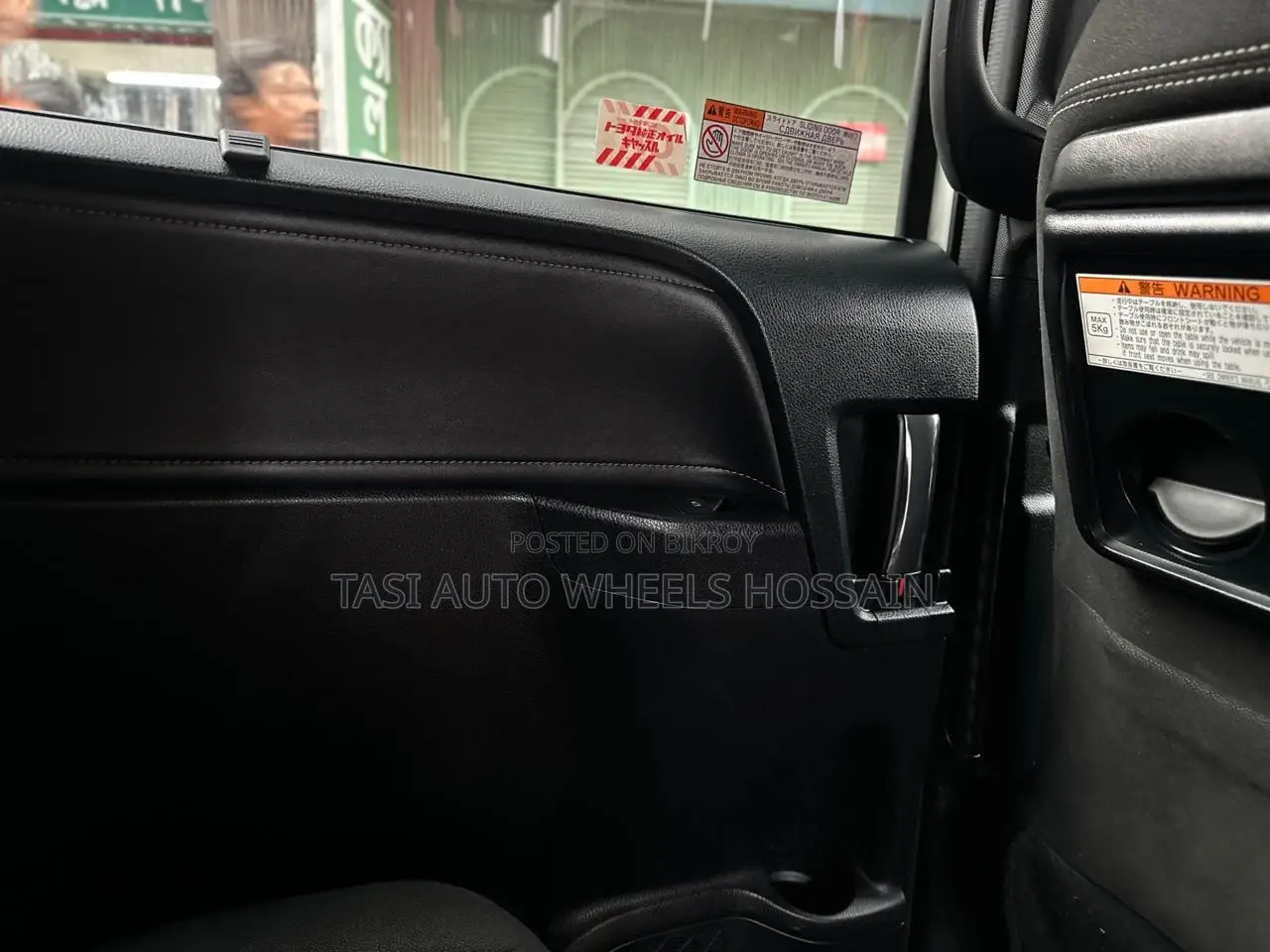 Toyota Esquire 2.0 AWD (8 Seater) 2020 Pearl