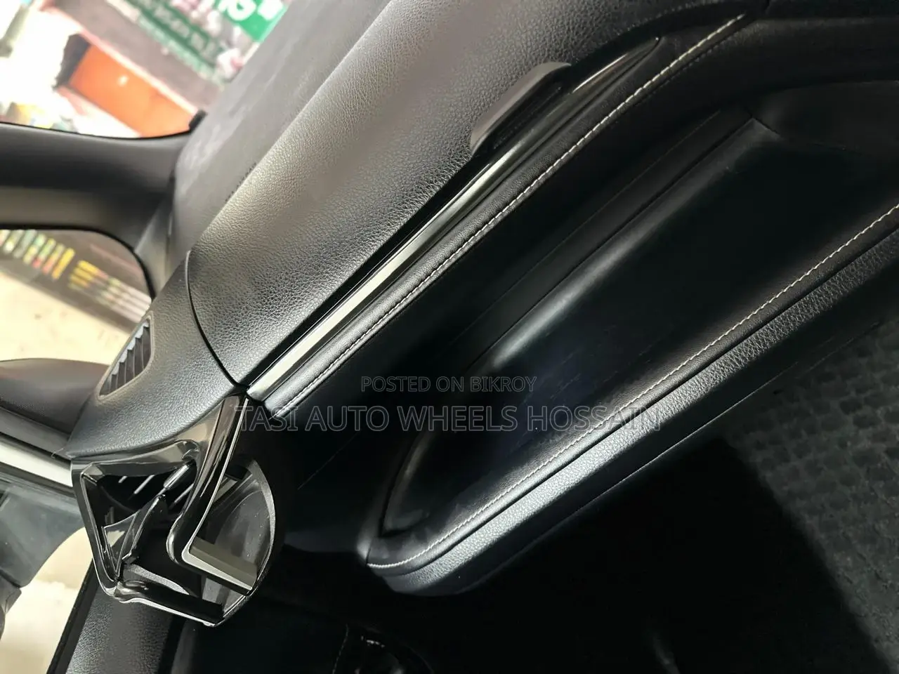 Toyota Esquire 2.0 AWD (8 Seater) 2020 Pearl