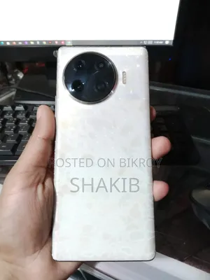Tecno Spark 20 Pro Plus 256 GB White