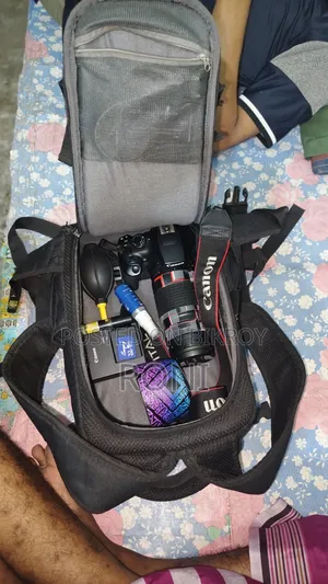 DSLR 1300d +Zoom Lens