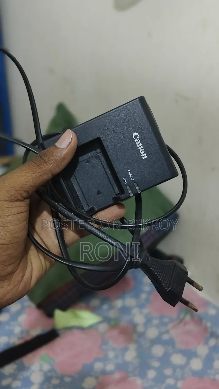 DSLR 1300d +Zoom Lens