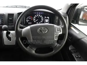 Toyota HiAce 2021 Black