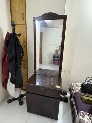 Dressing Table, Urgent to Sell