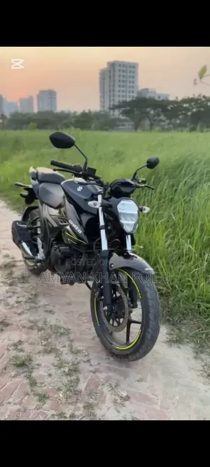 Suzuki Gixxer SF FI 2026 Black