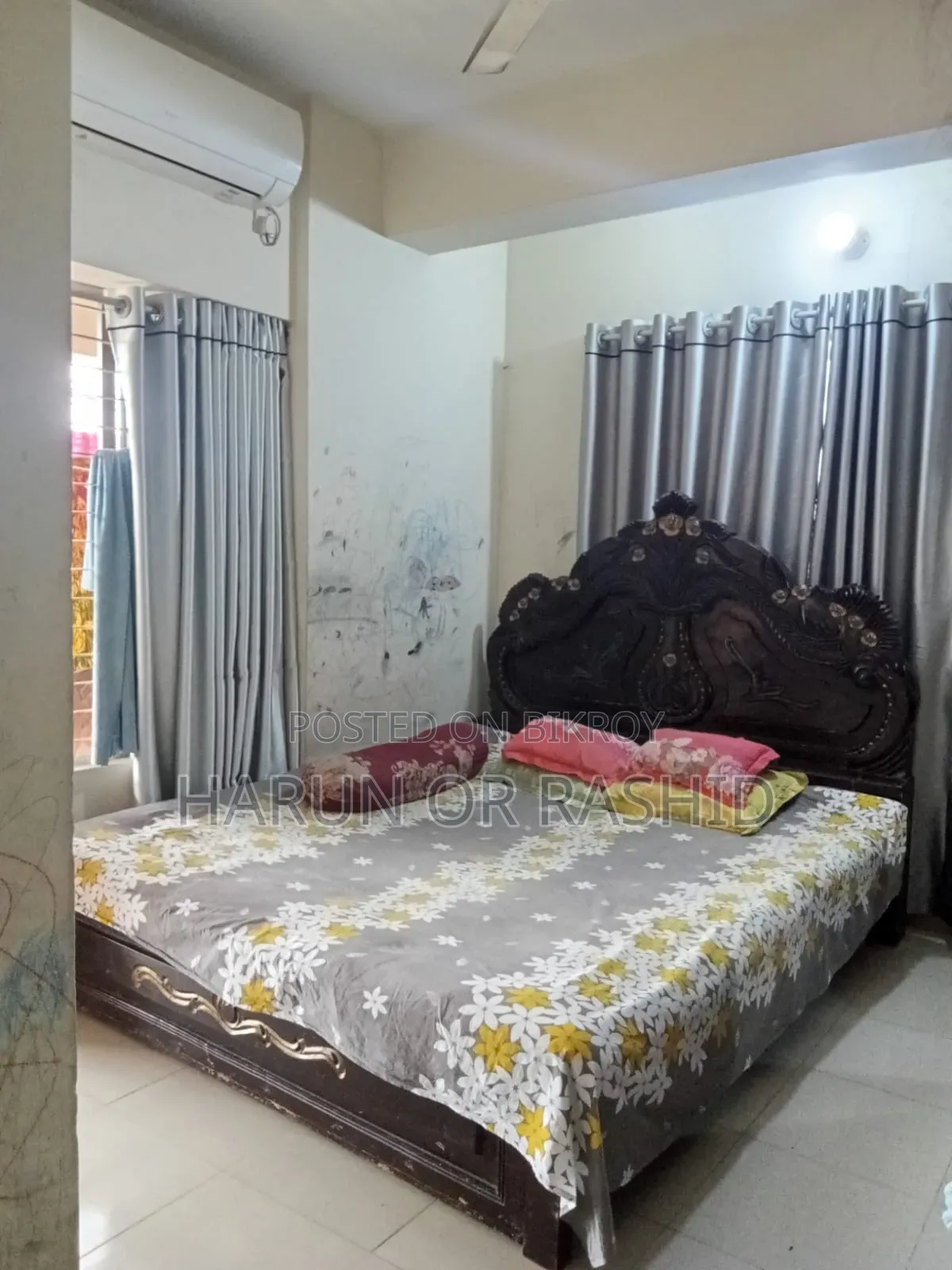 Teak Wood Bed with Mattress and Toshok. 6ft x 7ft