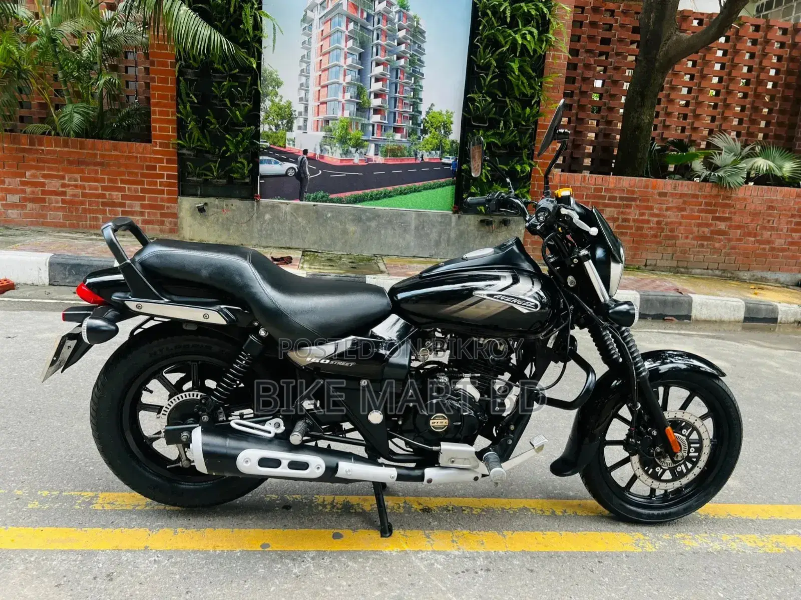 Bajaj Avenger 160 Street 2022 Black