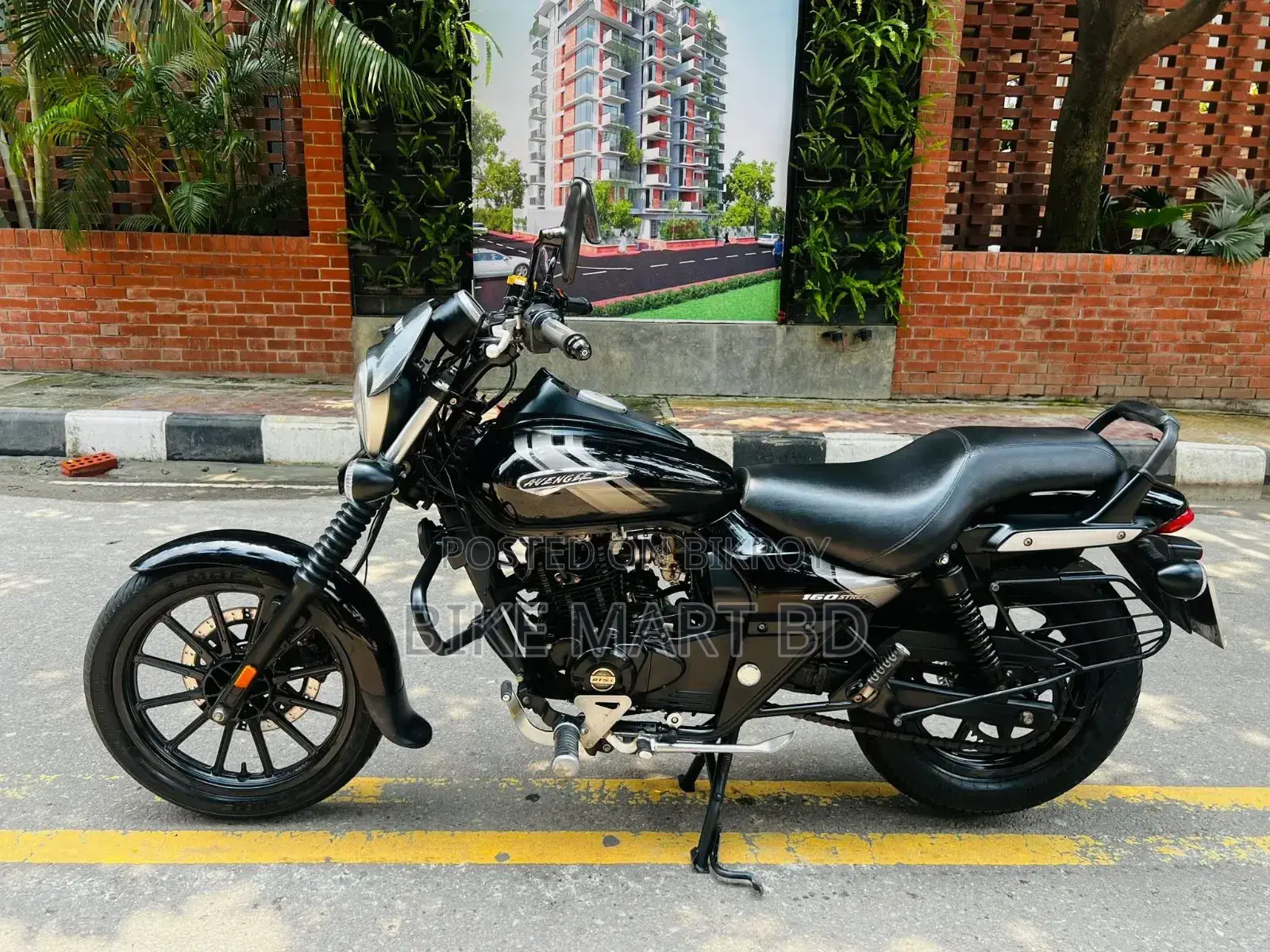 Bajaj Avenger 160 Street 2022 Black