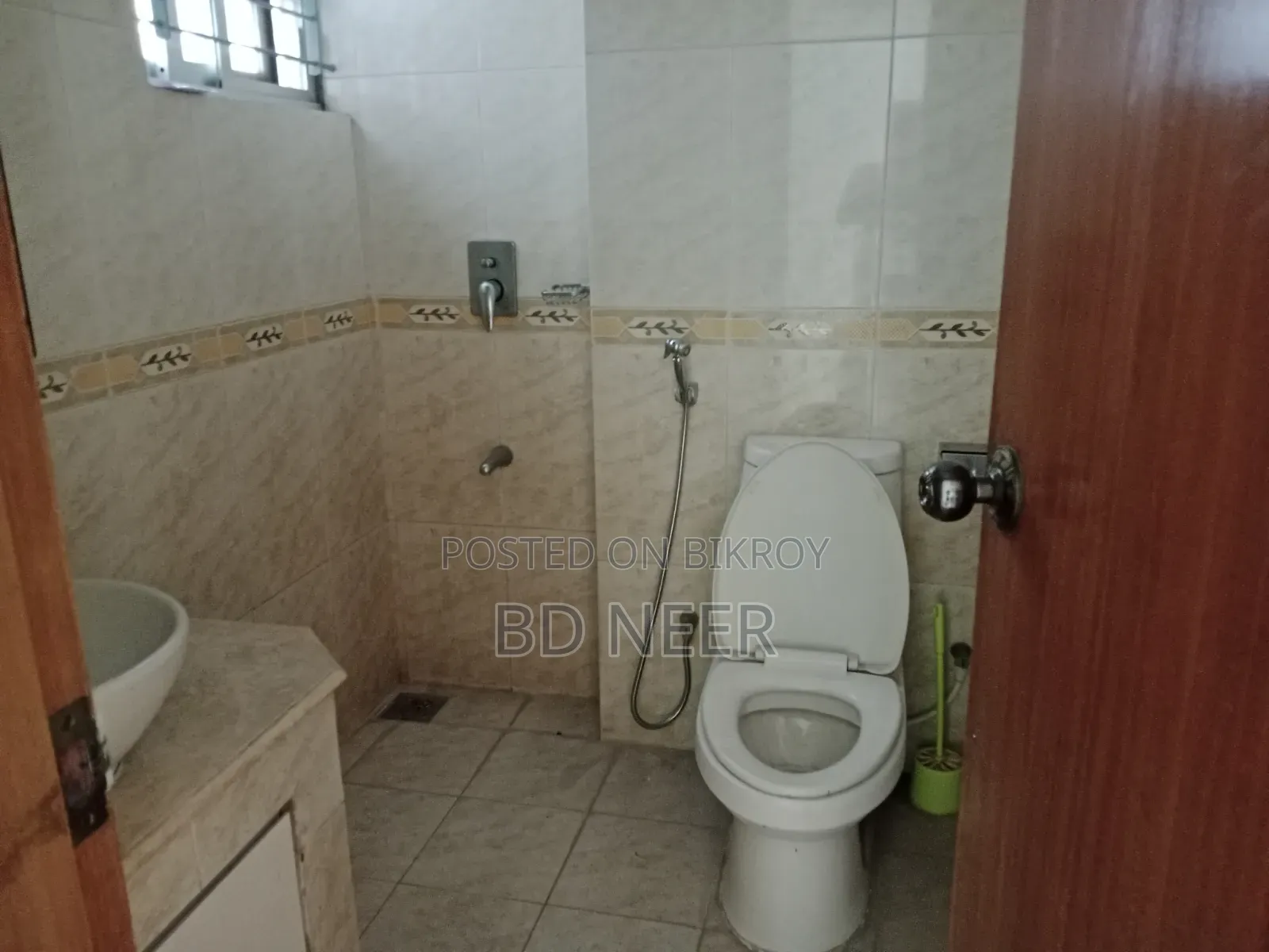 4 Bedroom Apartment in Gulshan for Rent