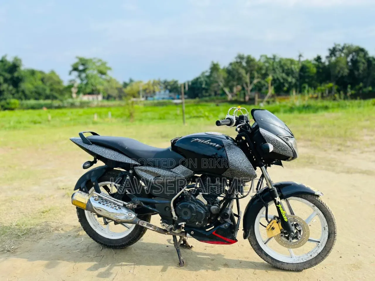 বাজাজ পালসার ১৫০ ২০২১ ব্ল্যাক