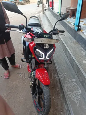 TVS Raider 125 2023 Red