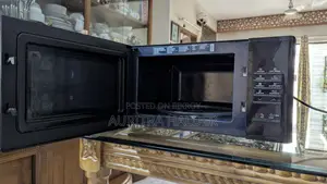 Samsung M/W Oven Up for Sale