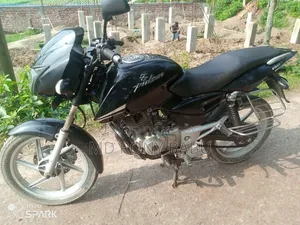 Bajaj Pulsar 150 2010 Black