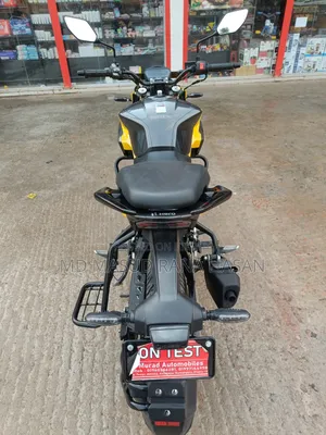 Hero Xtreme 125R 2025 Yellow