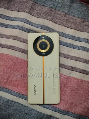 রিয়েলমি ১১ প্রো ২৫৬ জিবি
