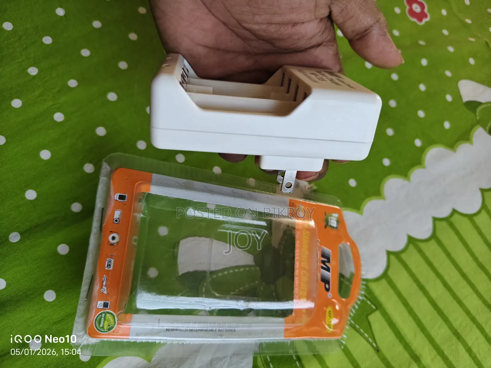 Pencil Battery Charger