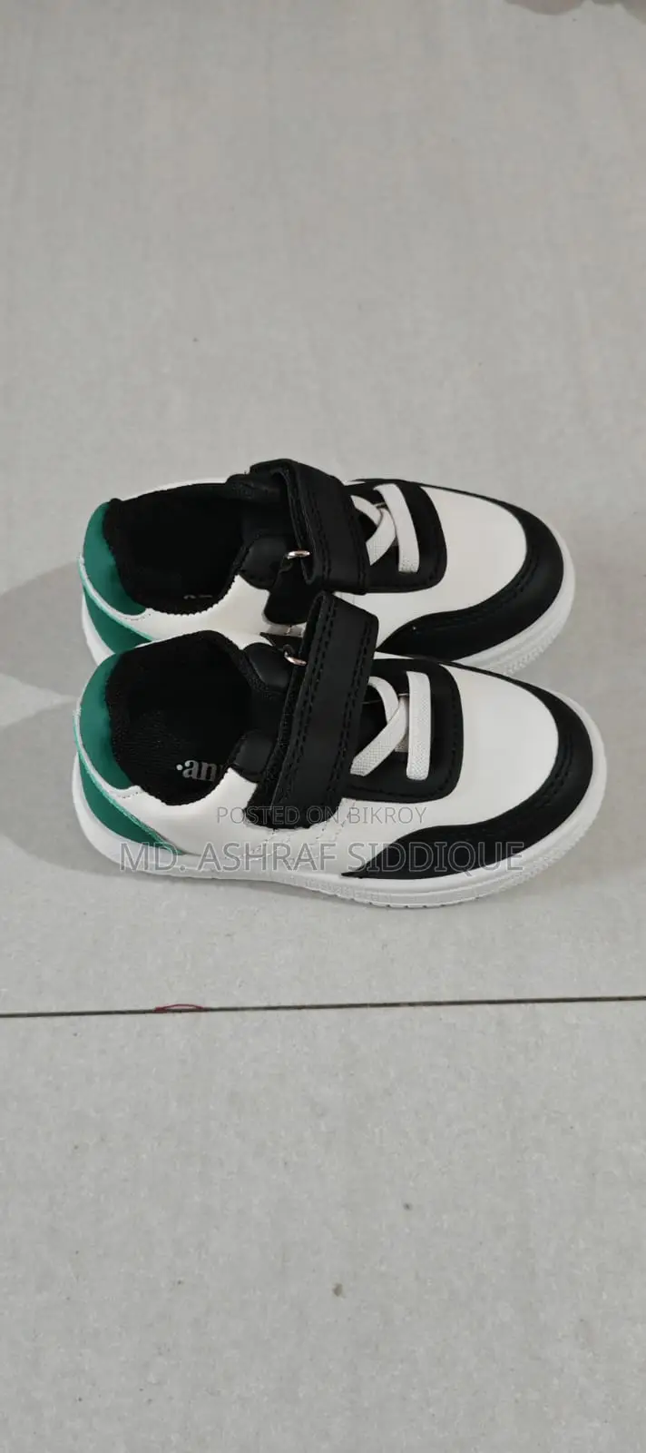 Kid's Shoe (Imported From China)