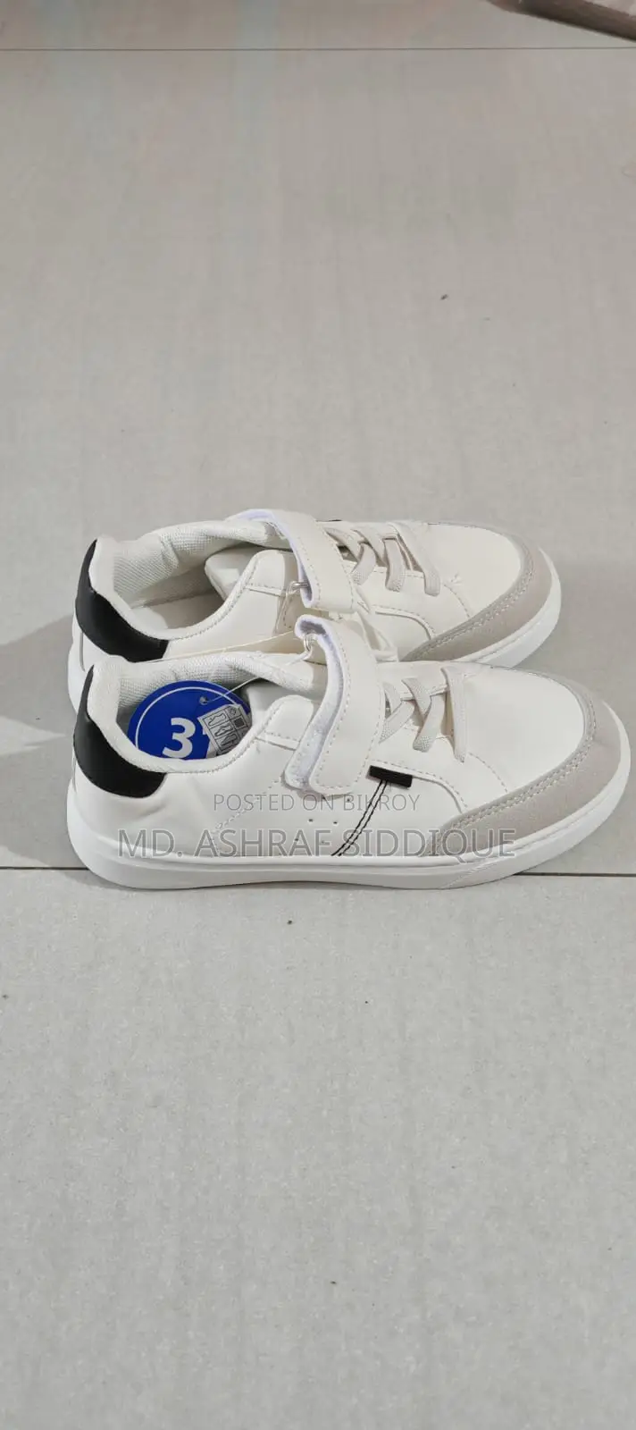 Kid's Shoe (Imported From China)