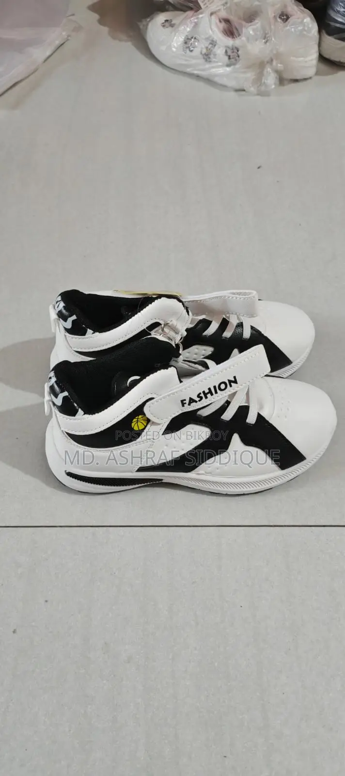 Kid's Shoe (Imported From China)
