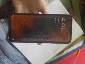 Symphony Z47 64 GB Blue
