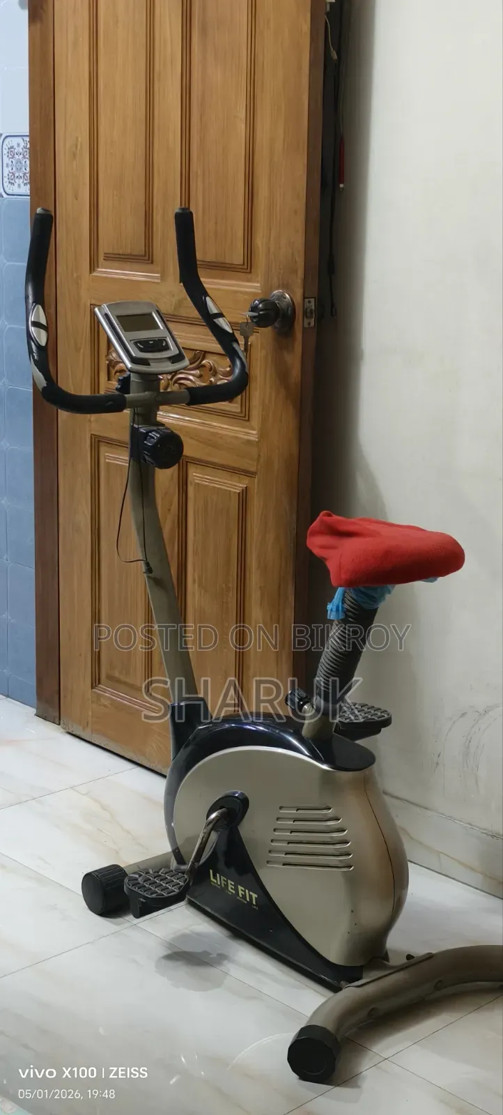 Life Fit Magnetic Upright Bicycle