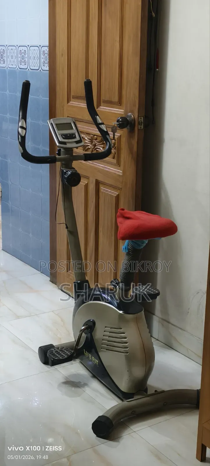 Life Fit Magnetic Upright Bicycle