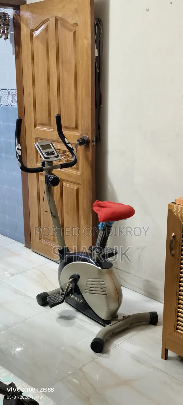 Life Fit Magnetic Upright Bicycle