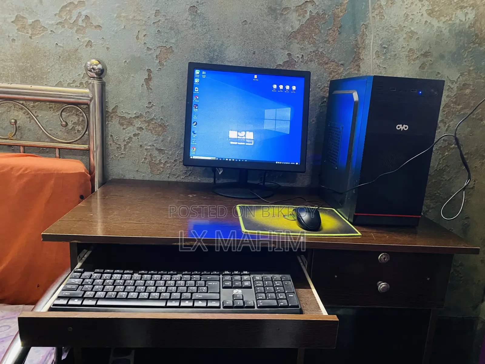 Desktop Computer 8GB Intel Core i3 HDD+SSD 512GB