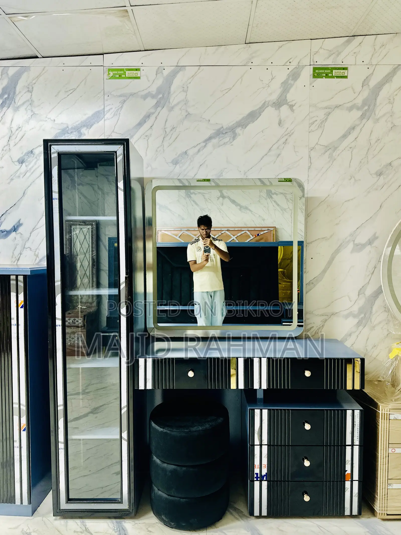 Luxury Modern Dressing Table