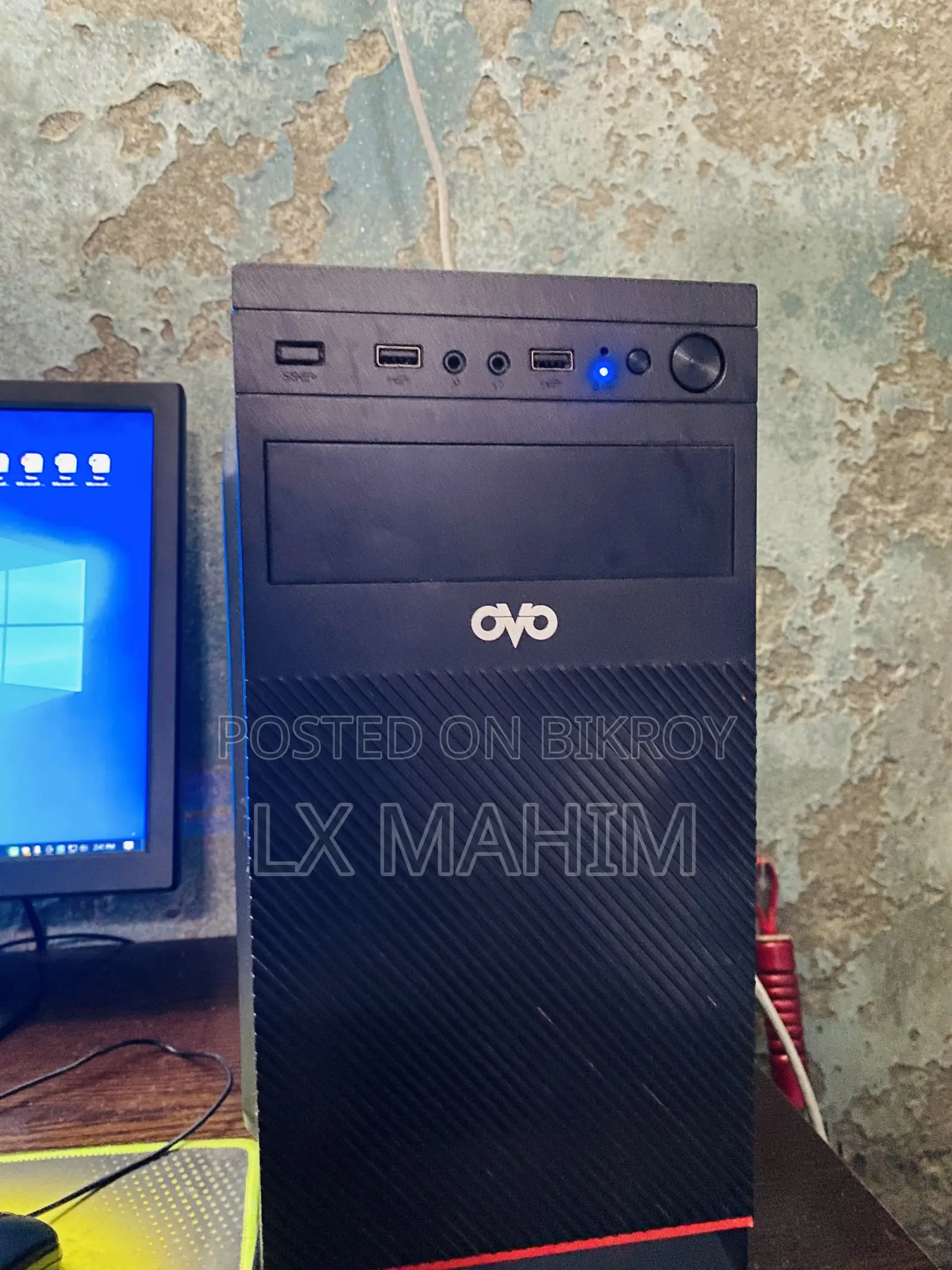 Desktop Computer 8GB Intel Core i3 HDD+SSD 512GB