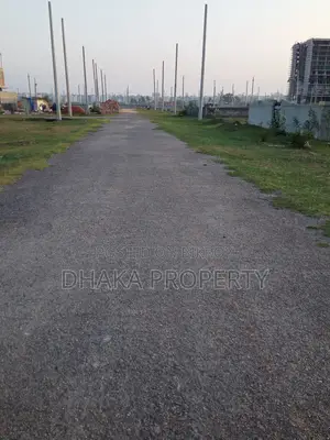 5 Katha North-Facing Land Near 300ft Road, Sector 7
